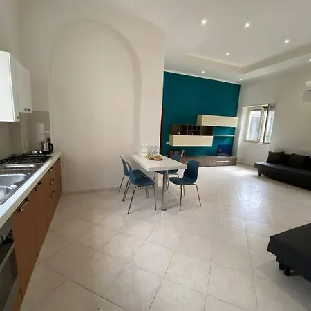 House Duomo 202 דירה נאפולי